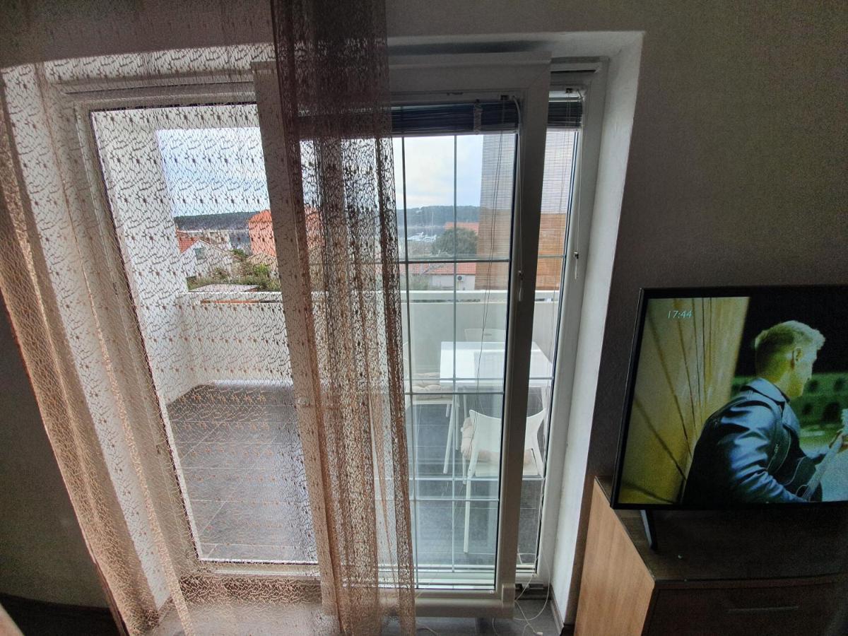 Appartamento 6 M, 50 M Do Plaze Barbat na Rabu Esterno foto